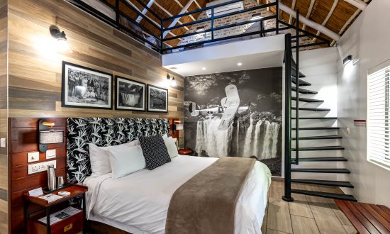 Pamarah Guest Lodge - Family Room